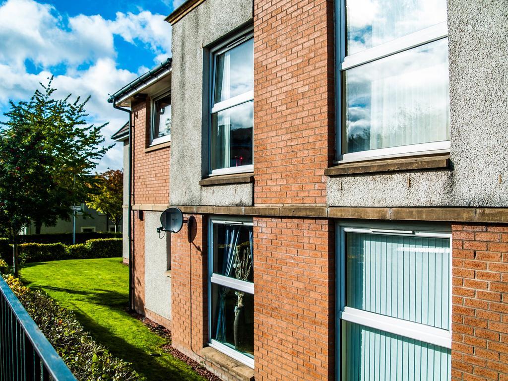 King Court Apartment Motherwell Exterior photo